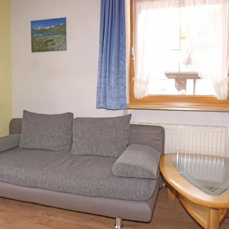 Apartment Almrausch.2 아파트 *